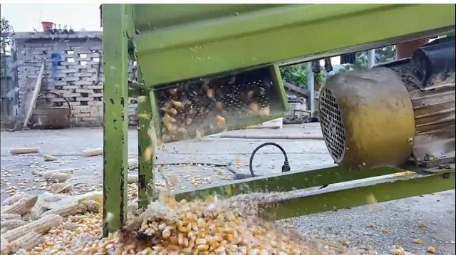 农村闷声发大财的生意,加工玉米芯致富插图4 农村闷声发大财的生意,加工玉米芯致富插图4